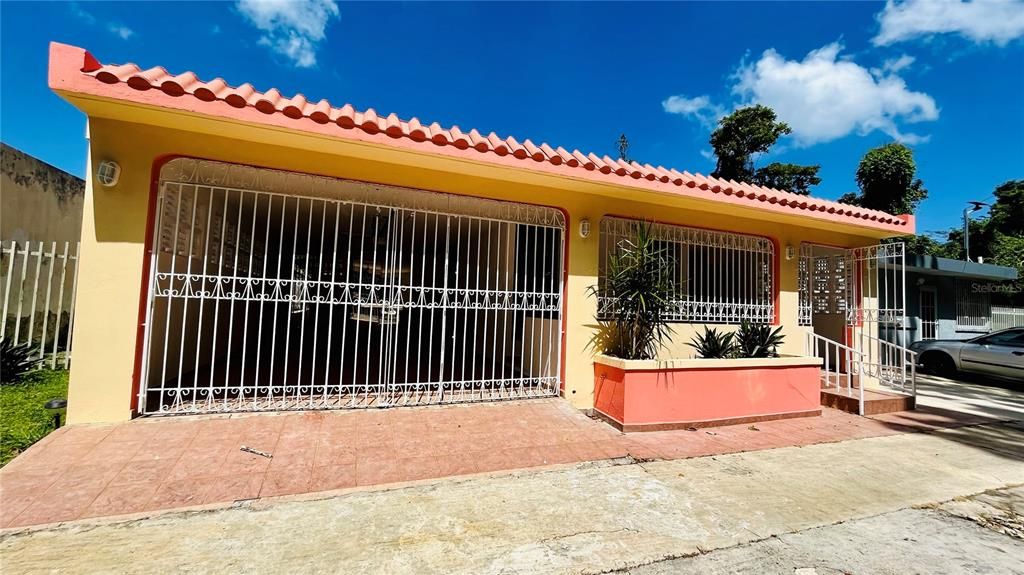 Vendido Recientemente: $155,000 (3 camas, 2 baños, 1000 Pies cuadrados)