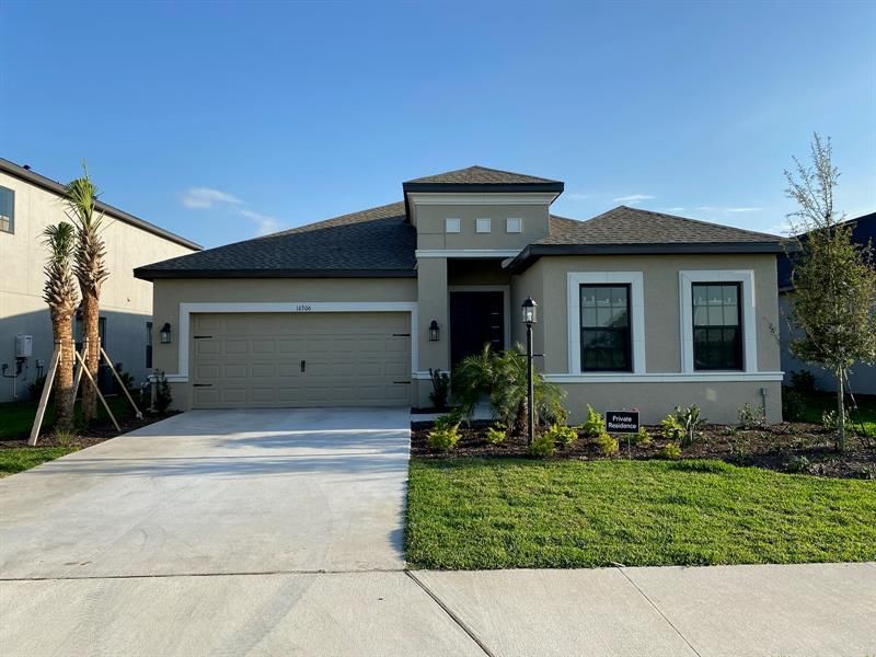 Recently Sold: $592,146 (4 beds, 2 baths, 2399 Square Feet)