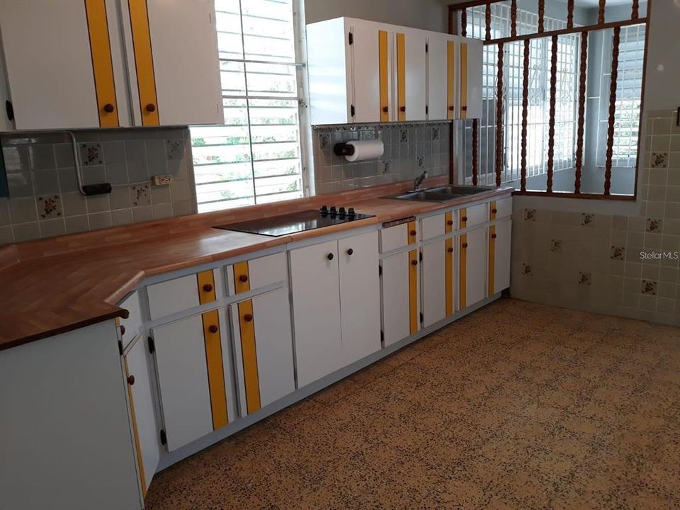 Vendido Recientemente: $145,000 (3 camas, 1 baños, 0 Pies cuadrados)