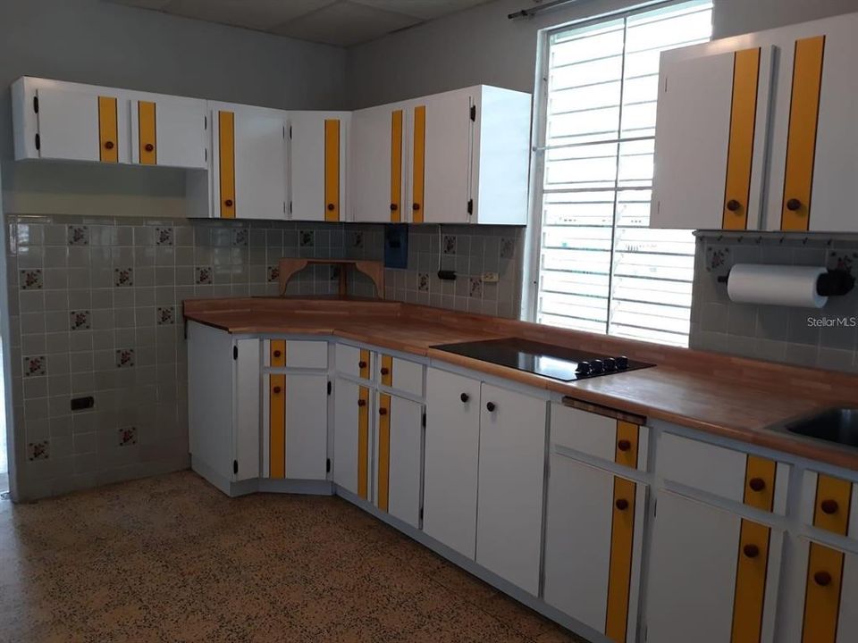 Vendido Recientemente: $145,000 (3 camas, 1 baños, 0 Pies cuadrados)