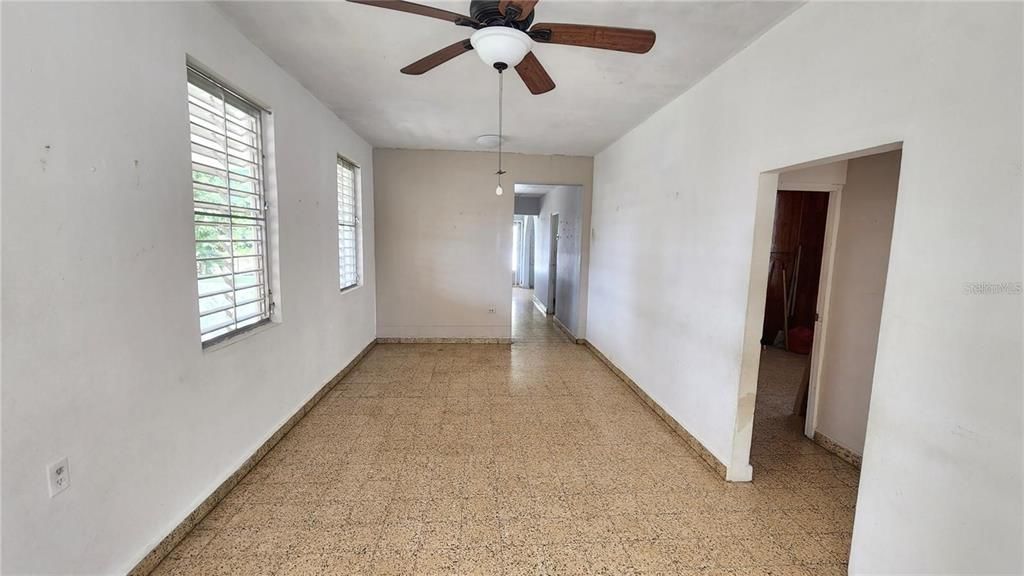 Vendido Recientemente: $145,000 (3 camas, 1 baños, 0 Pies cuadrados)