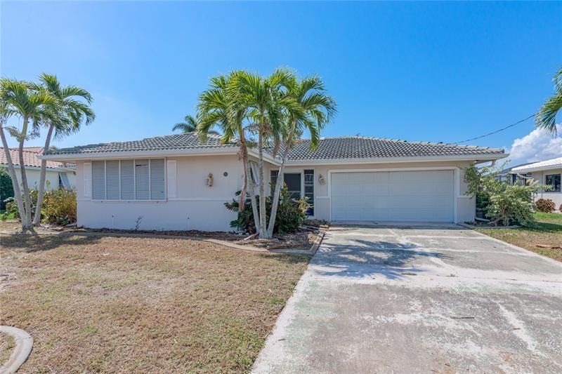 Recently Sold: $450,000 (2 beds, 2 baths, 1480 Square Feet)