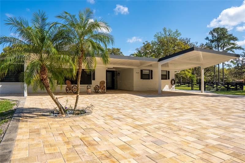 Recently Sold: $949,000 (4 beds, 4 baths, 2812 Square Feet)