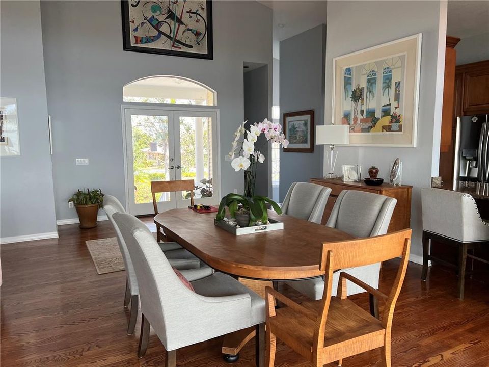 Dining room facing Entry