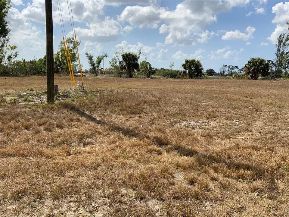 待售: $75,000 (0.28 acres)