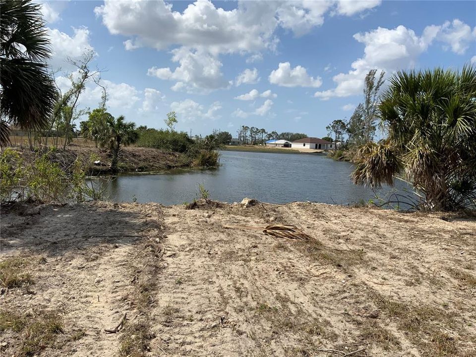 待售: $75,000 (0.28 acres)