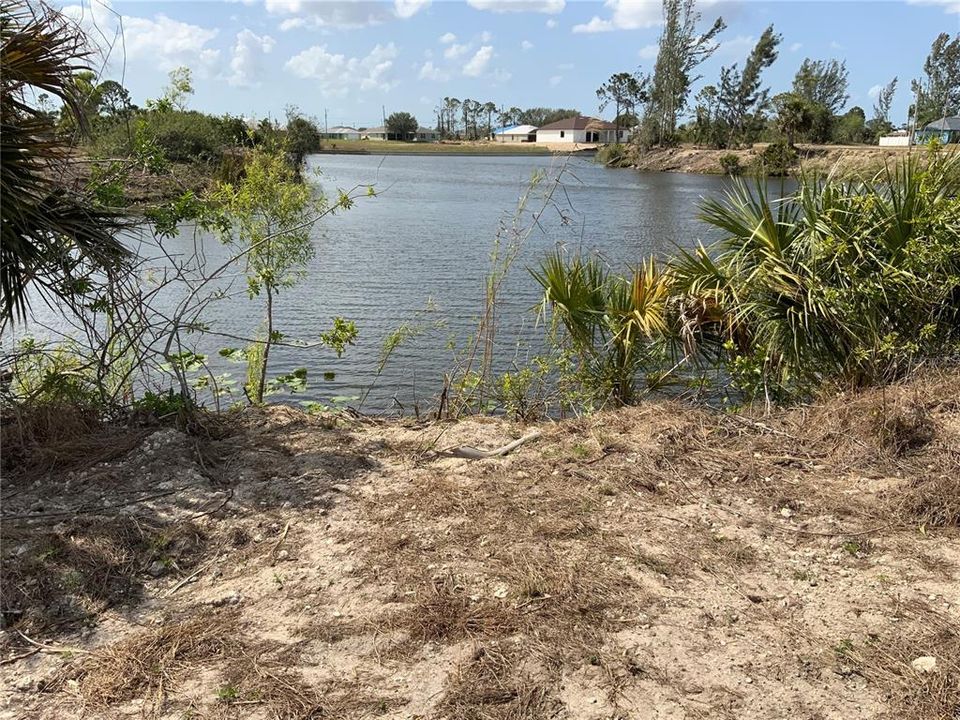 待售: $75,000 (0.28 acres)