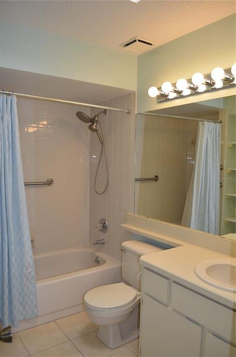Недавно арендовано: $2,795 (3 спален, 2 ванн, 2076 Квадратных фут)