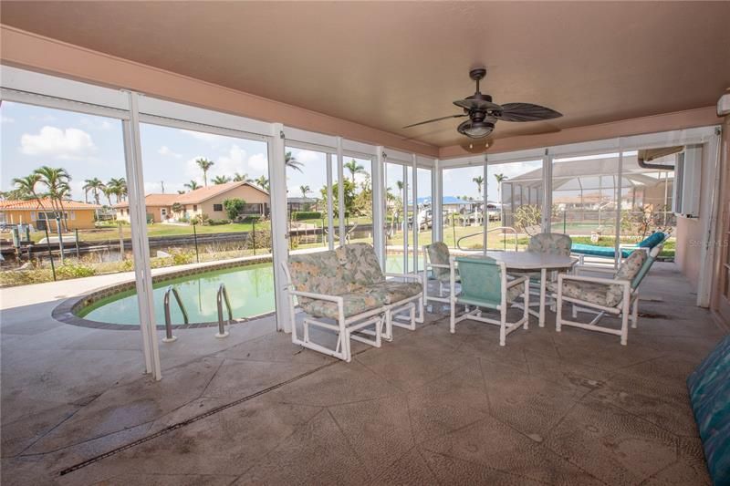 Recently Sold: $600,000 (3 beds, 2 baths, 1675 Square Feet)