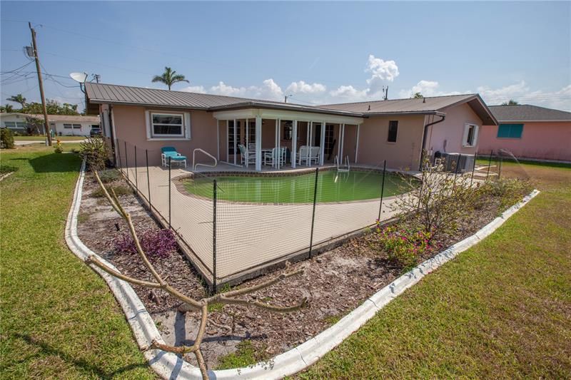 Recently Sold: $600,000 (3 beds, 2 baths, 1675 Square Feet)