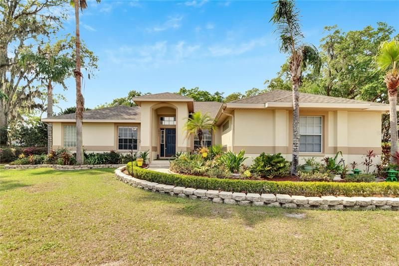 Recently Sold: $624,900 (4 beds, 3 baths, 2099 Square Feet)