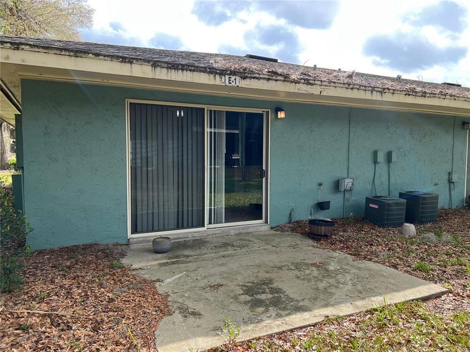 Recently Sold: $120,000 (1 beds, 1 baths, 850 Square Feet)