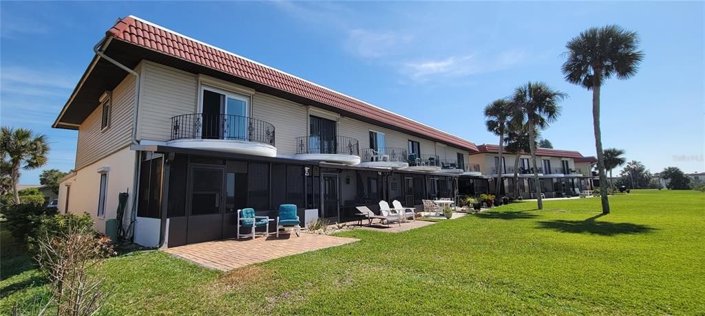 Recently Rented: $2,600 (2 beds, 2 baths, 1184 Square Feet)