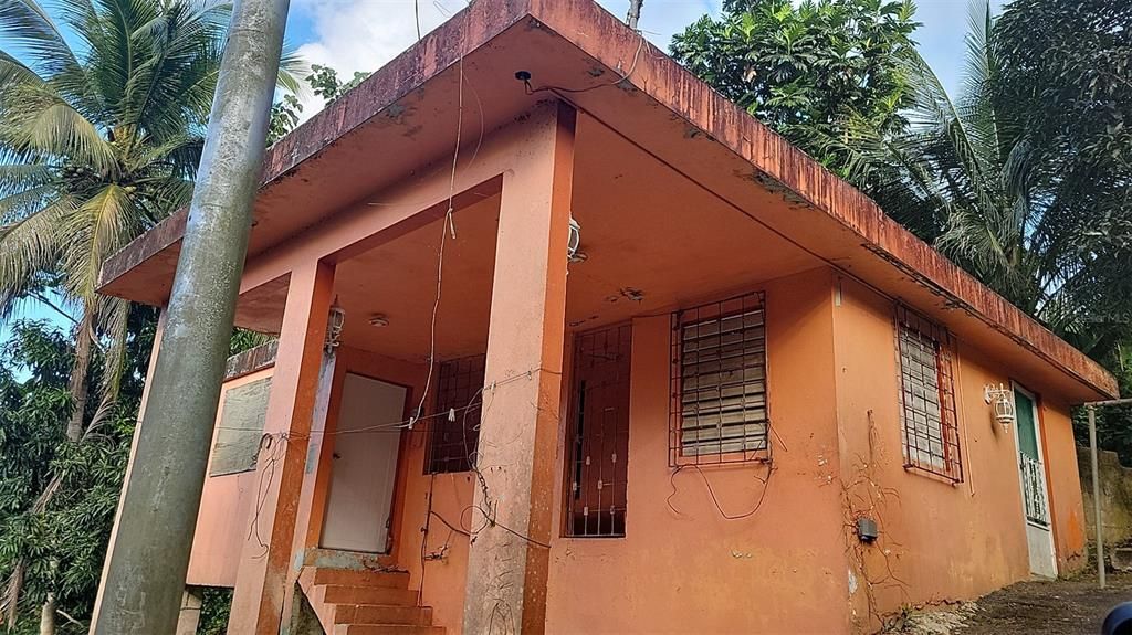 Vendido Recientemente: $34,500 (1 camas, 2 baños, 500 Pies cuadrados)