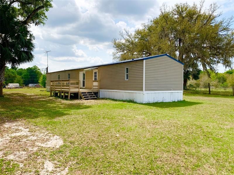 Recently Sold: $199,900 (3 beds, 2 baths, 1216 Square Feet)