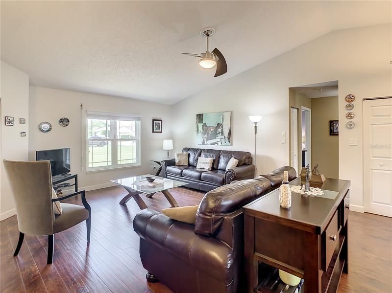 Recently Sold: $347,700 (2 beds, 2 baths, 1260 Square Feet)