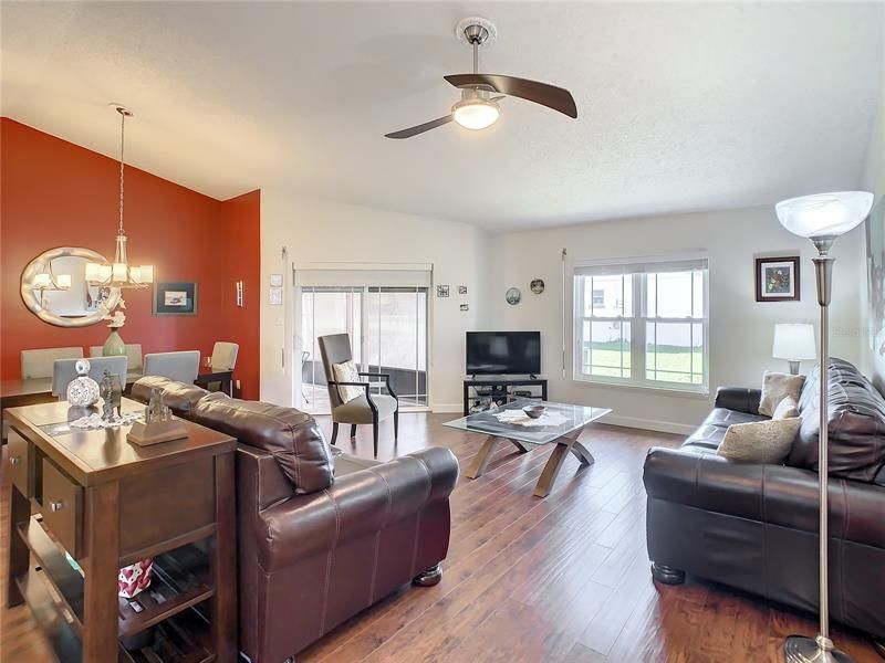 Recently Sold: $347,700 (2 beds, 2 baths, 1260 Square Feet)