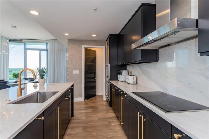 Recently Sold: $830,000 (2 beds, 2 baths, 2000 Square Feet)