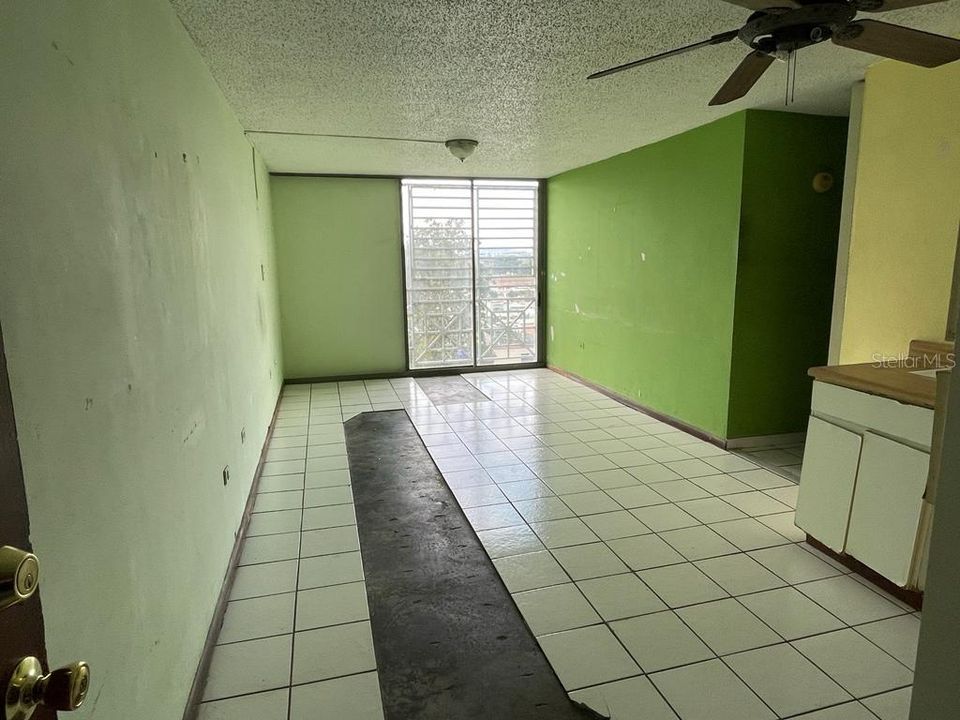 Vendido Recientemente: $62,400 (3 camas, 1 baños, 793 Pies cuadrados)