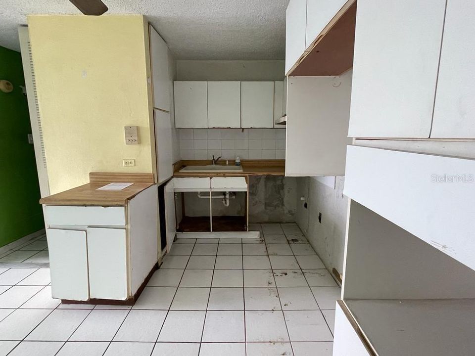 Vendido Recientemente: $62,400 (3 camas, 1 baños, 793 Pies cuadrados)