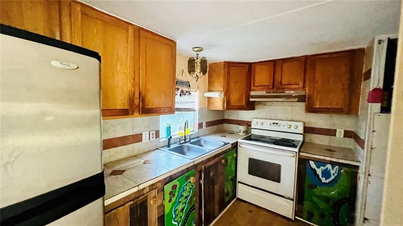 Recently Sold: $134,900 (2 beds, 2 baths, 812 Square Feet)
