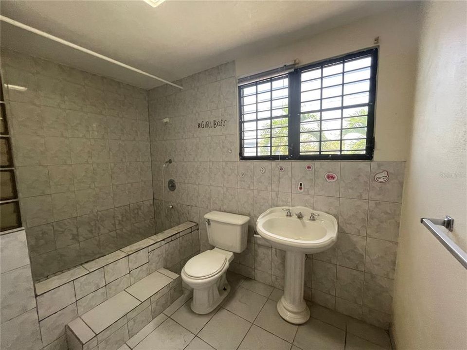 Vendido Recientemente: $119,900 (3 camas, 3 baños, 1422 Pies cuadrados)