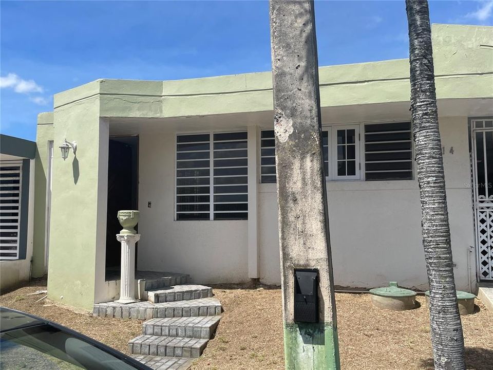 Vendido Recientemente: $119,900 (3 camas, 3 baños, 1422 Pies cuadrados)