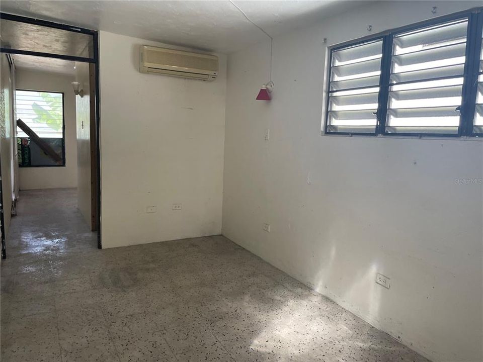 Vendido Recientemente: $119,900 (3 camas, 3 baños, 1422 Pies cuadrados)