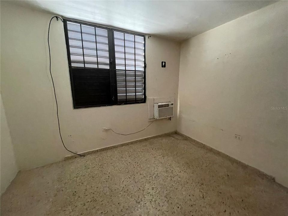 Vendido Recientemente: $119,900 (3 camas, 3 baños, 1422 Pies cuadrados)