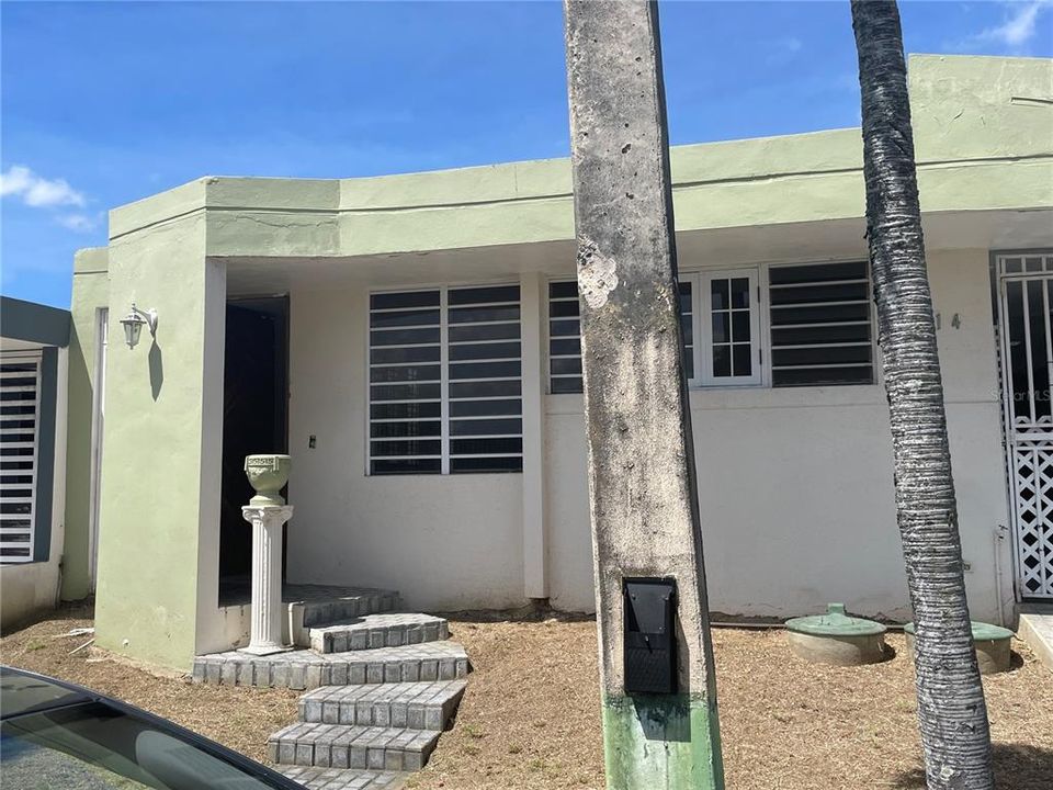 Vendido Recientemente: $119,900 (3 camas, 3 baños, 1422 Pies cuadrados)