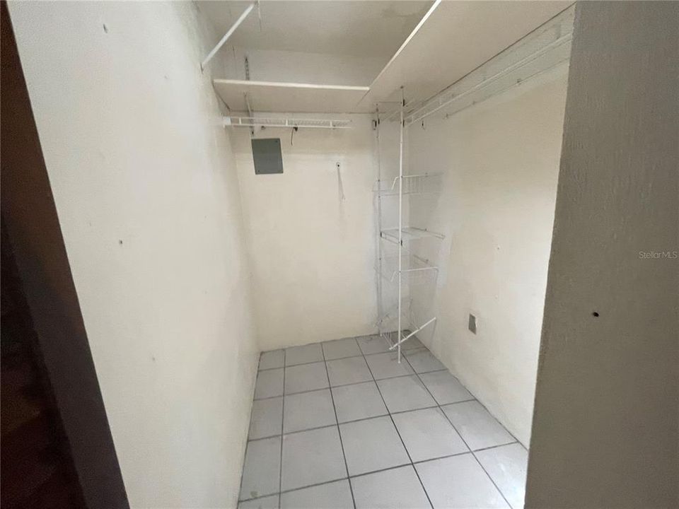 Vendido Recientemente: $119,900 (3 camas, 3 baños, 1422 Pies cuadrados)