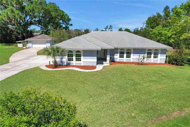 Recently Sold: $399,000 (3 beds, 2 baths, 2005 Square Feet)