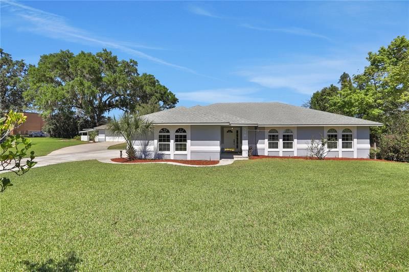 Recently Sold: $399,000 (3 beds, 2 baths, 2005 Square Feet)