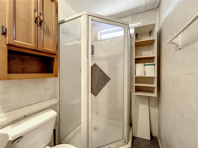 最近售出: $95,000 (2 贝兹, 2 浴室, 864 平方英尺)