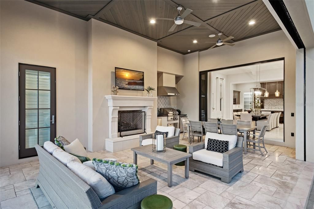 Recently Sold: $5,875,000 (5 beds, 6 baths, 5062 Square Feet)