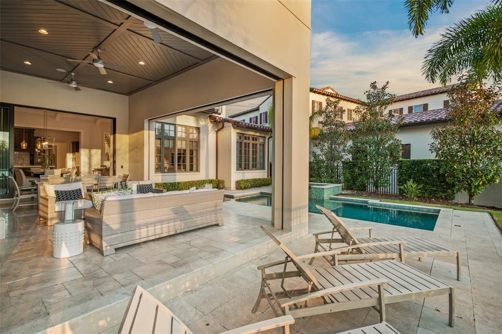 Recently Sold: $5,875,000 (5 beds, 6 baths, 5062 Square Feet)