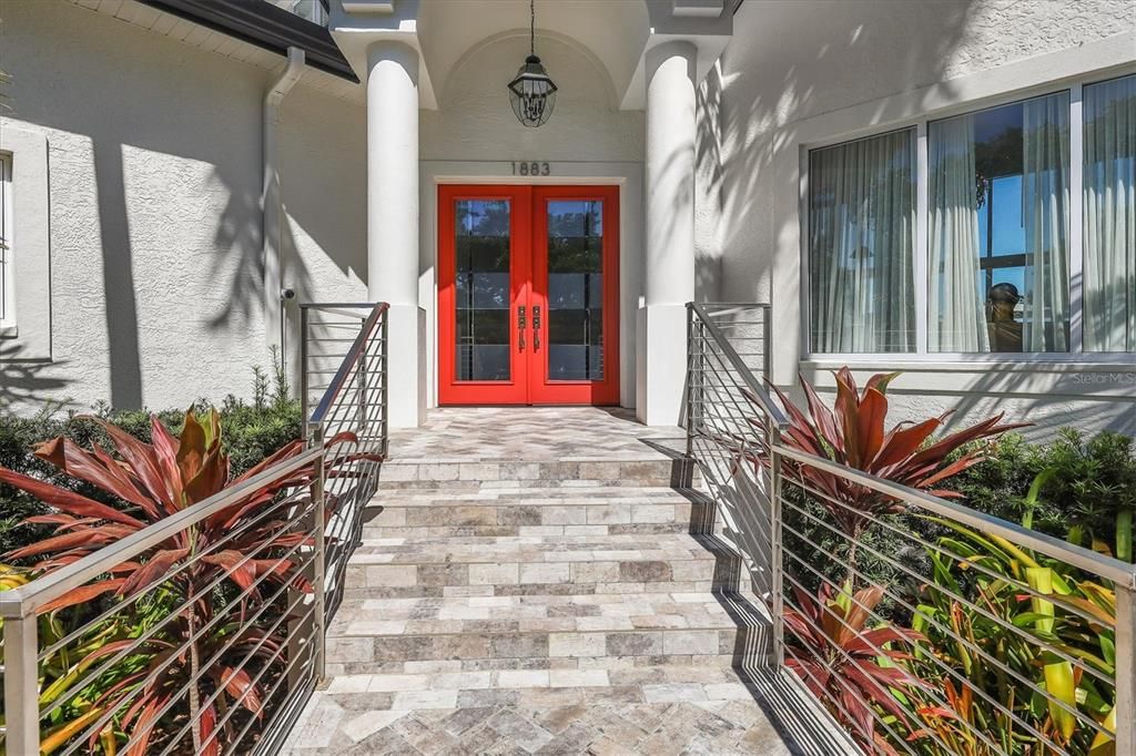 Recently Sold: $5,925,000 (5 beds, 5 baths, 4481 Square Feet)