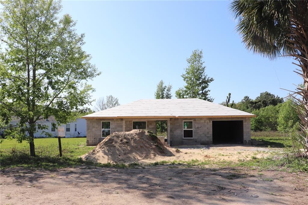 Vendido Recientemente: $209,000 (3 camas, 2 baños, 1239 Pies cuadrados)