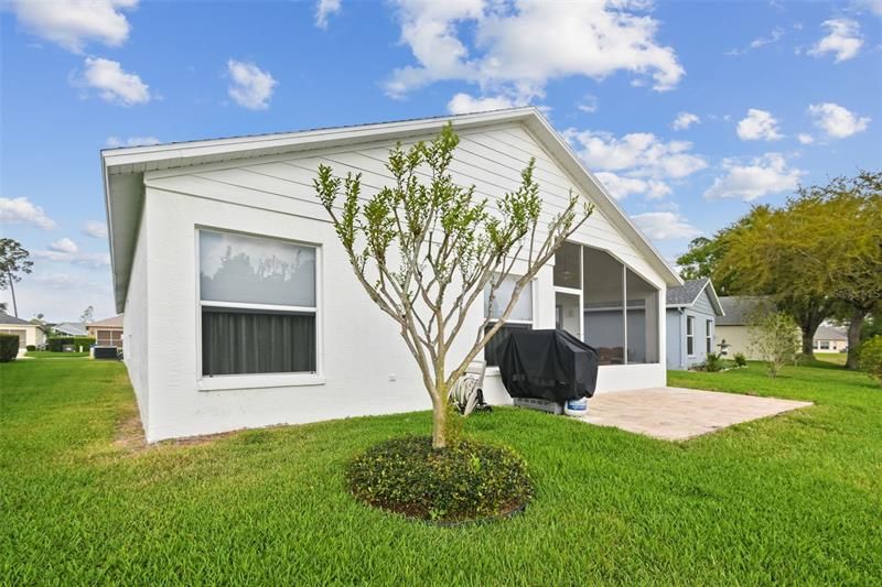 Recently Sold: $300,000 (3 beds, 2 baths, 1964 Square Feet)