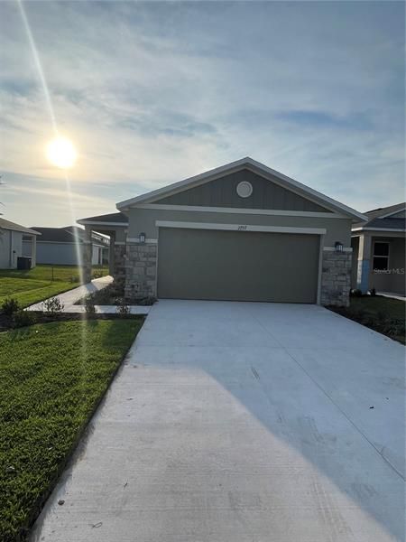 Recently Sold: $364,052 (3 beds, 2 baths, 1511 Square Feet)