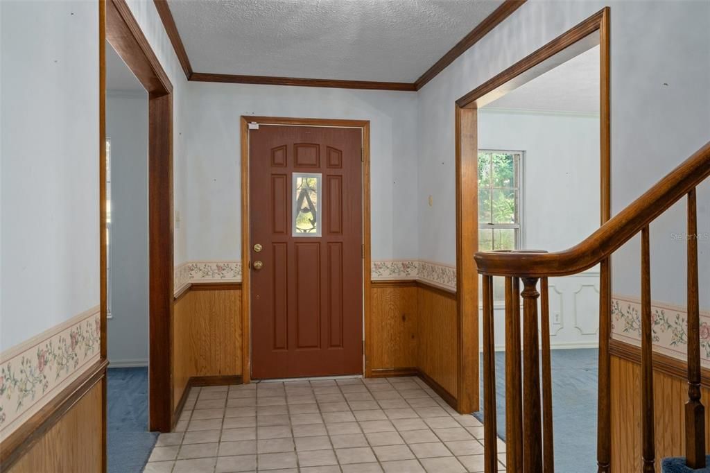 Foyer to Front Living and dining rooms