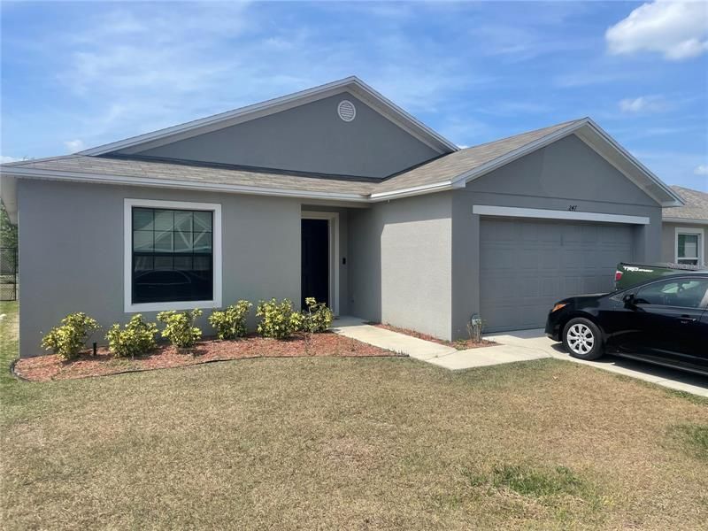 Recently Sold: $250,000 (3 beds, 2 baths, 1305 Square Feet)