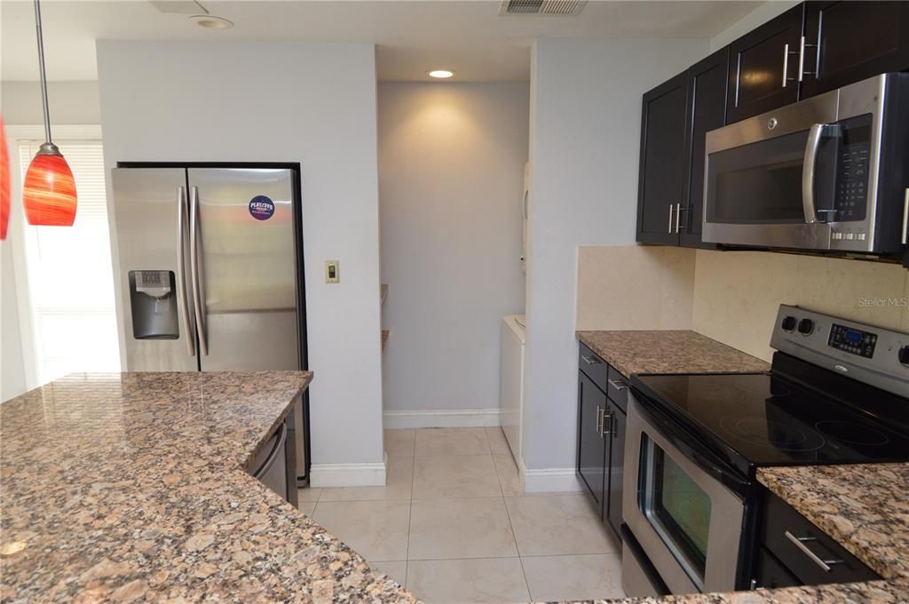 Recently Rented: $1,850 (2 beds, 2 baths, 1174 Square Feet)