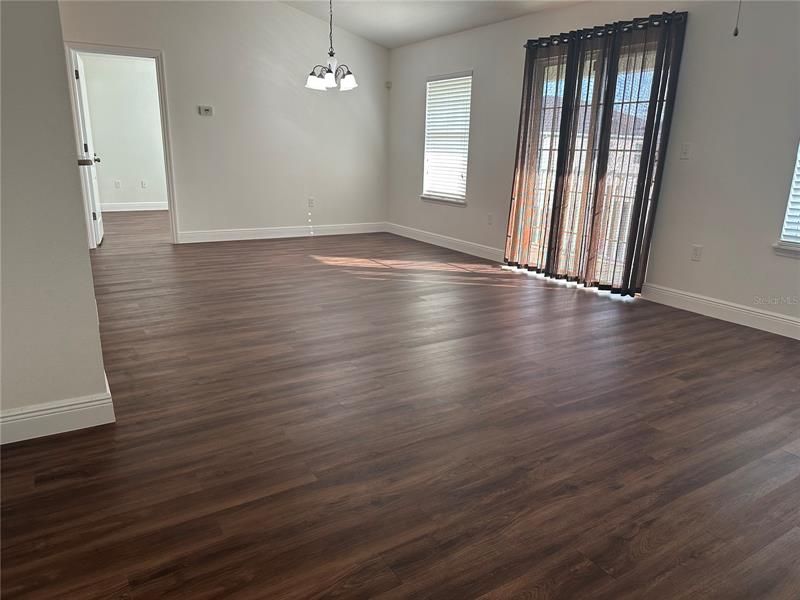Recently Rented: $2,000 (2 beds, 2 baths, 1185 Square Feet)