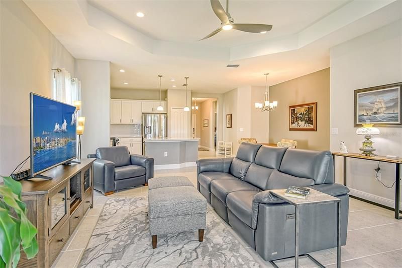 Recently Sold: $485,000 (2 beds, 2 baths, 1525 Square Feet)