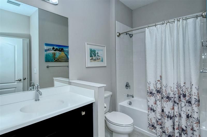 最近售出: $485,000 (2 贝兹, 2 浴室, 1525 平方英尺)