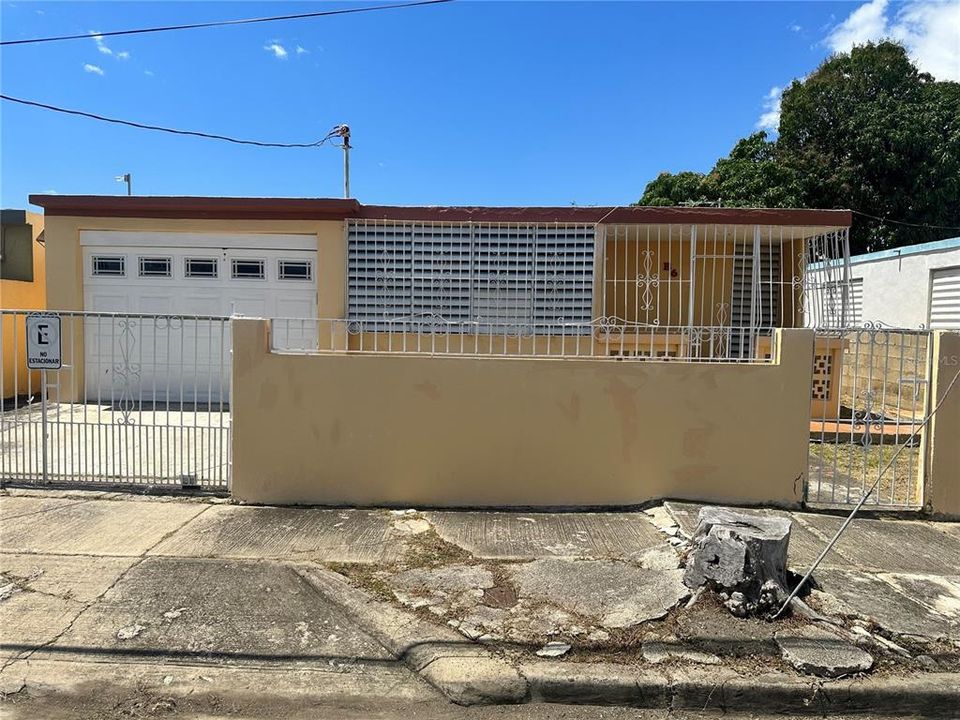 Recently Sold: $79,900 (3 beds, 1 baths, 1279 Square Feet)