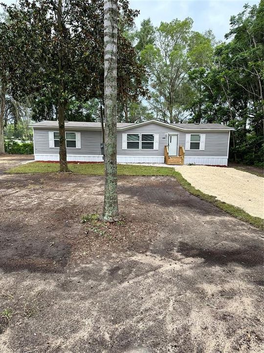 Recently Sold: $189,900 (3 beds, 2 baths, 1568 Square Feet)