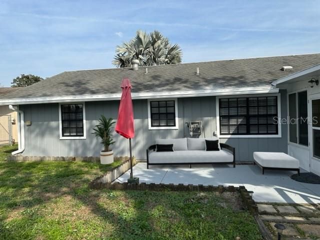 Recently Sold: $315,000 (2 beds, 2 baths, 1304 Square Feet)