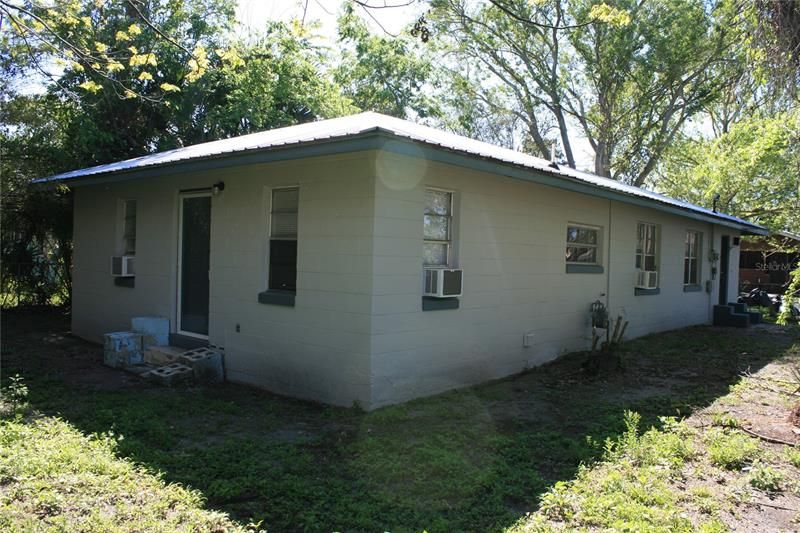 Recently Sold: $129,500 (3 beds, 1 baths, 1250 Square Feet)